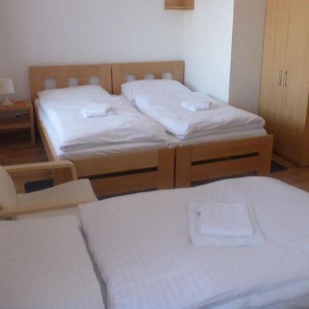 Hotel Garni Rambousek Prága Kültér fotó