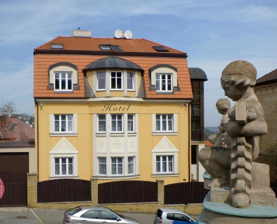 Hotel Garni Rambousek Prága Kültér fotó